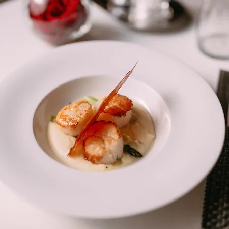 Отель Imperial & Restaurant 5*