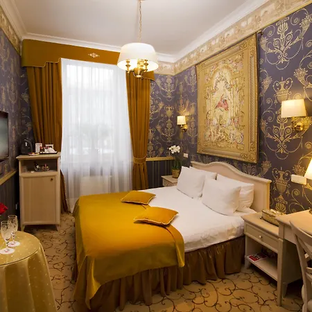 Imperial & Restaurant Отель Вильнюс