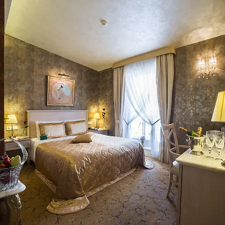 Hotell Imperial & Restaurant 5*