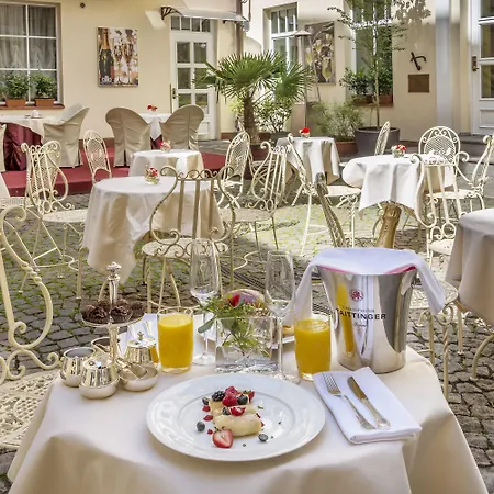 Imperial & Restaurant Отель