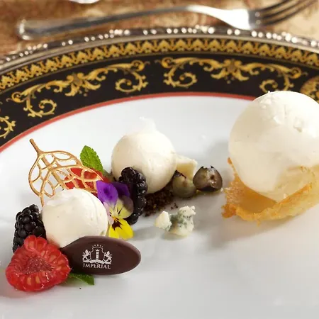 Отель Imperial & Restaurant