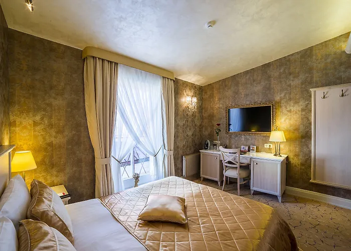 Imperial & Restaurant