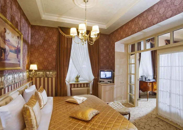 Imperial & Restaurant Hotel 5*