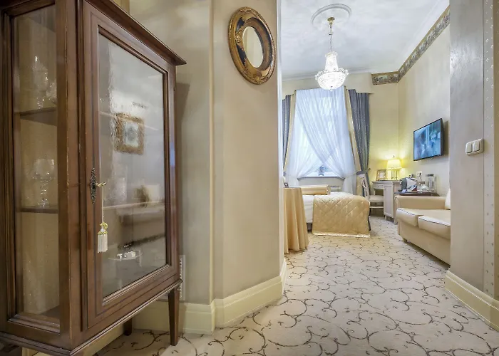 Imperial & Restaurant 5*