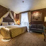 Imperial & Restaurant 5*