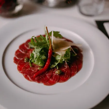 Imperial & Restaurant 5*