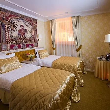 Imperial & Restaurant 5*