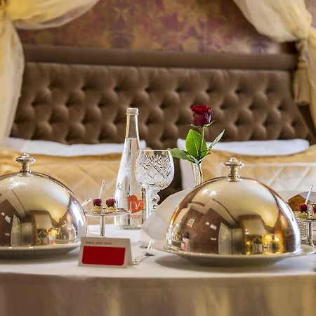 Imperial & Restaurant Vilnius