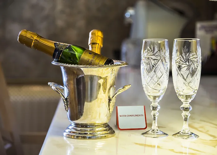 Imperial & Restaurant 5*